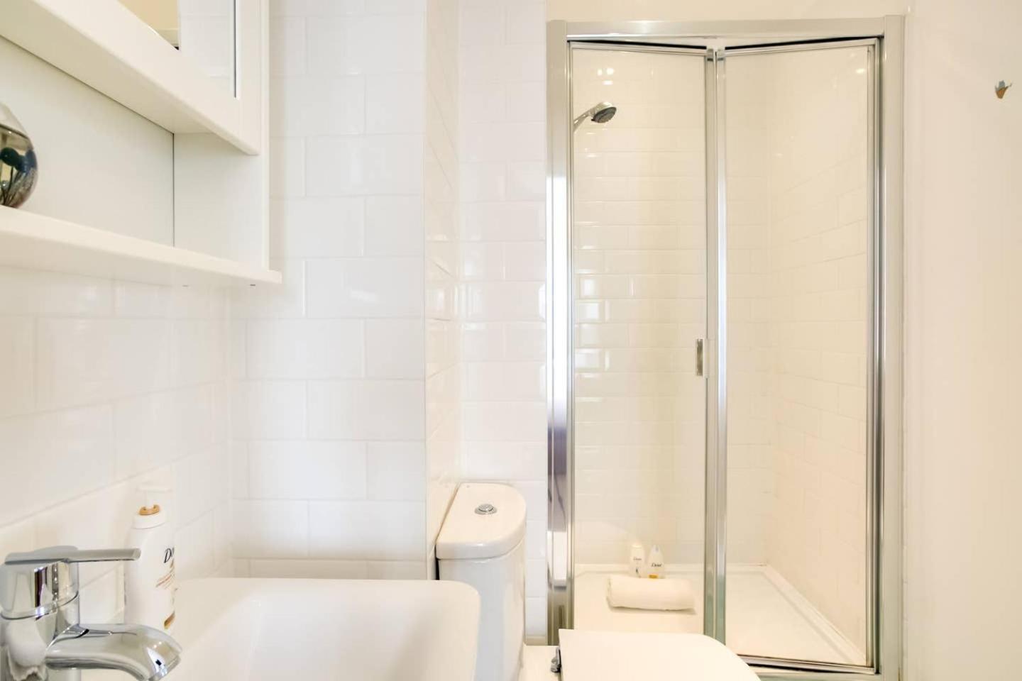 Guestready - Comfort By The Thames, W/ Balcony London Exterior foto