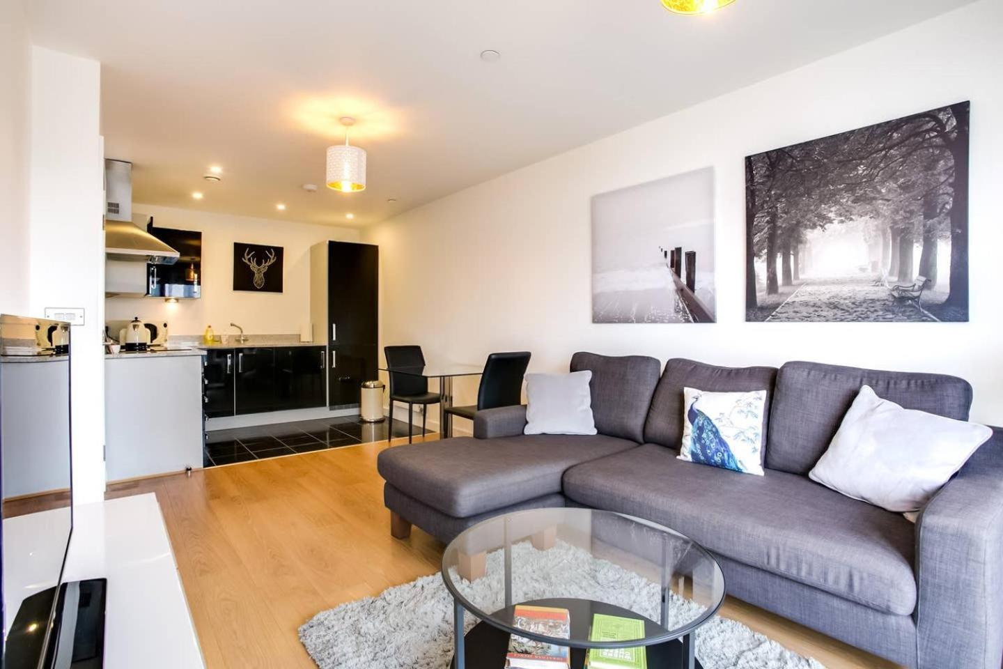 Guestready - Comfort By The Thames, W/ Balcony London Exterior foto